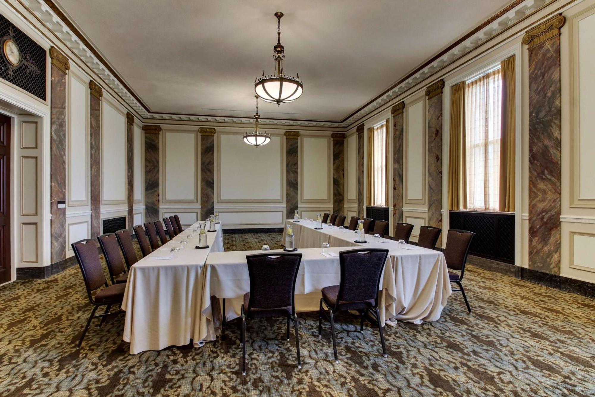 Drury Plaza Hotel Cleveland Downtown Exterior photo